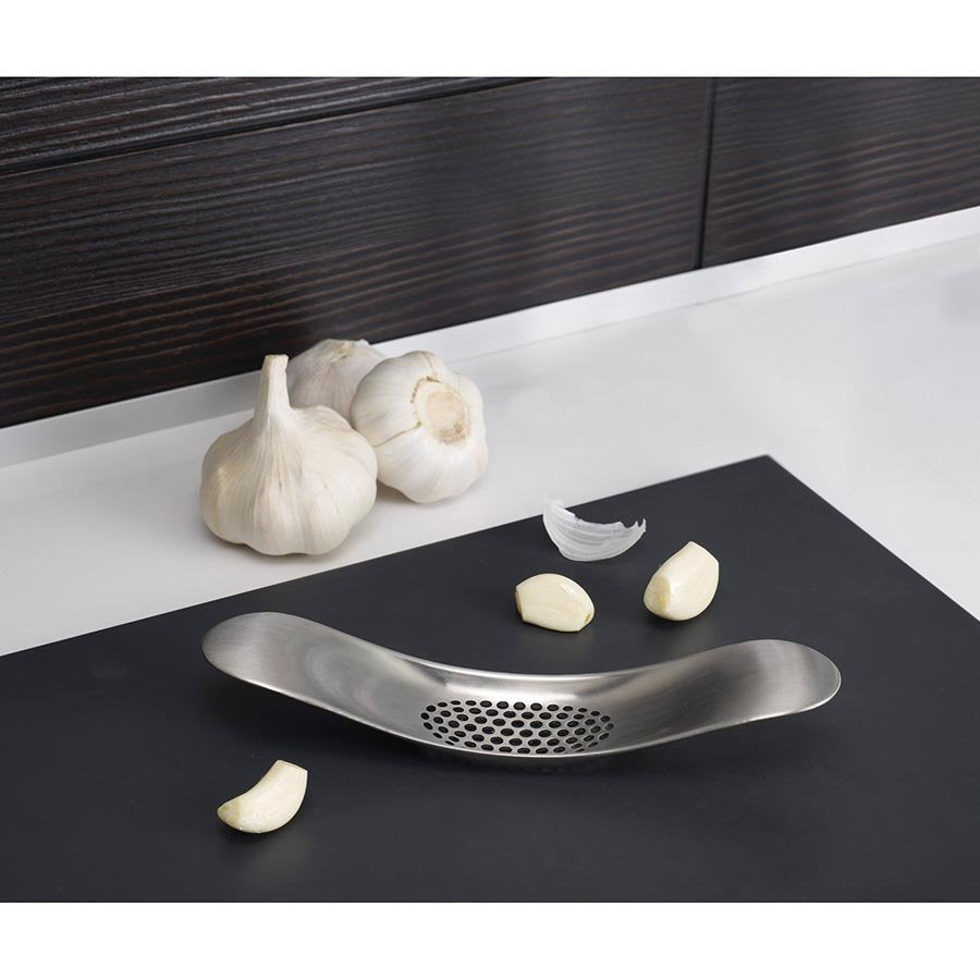 Joseph Joseph - 100 Collection – Garlic Rocker Steel - Artock Australia