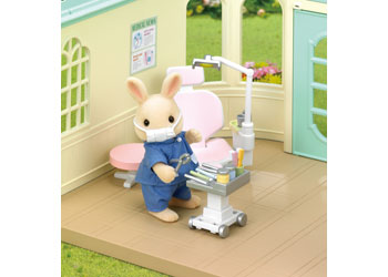 Sylvanian Families | Country Dentist Set | Artock Australia