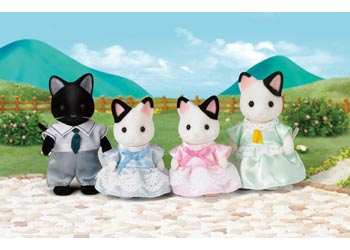 Sylvanian Families | Tuxedo Cat Family | Artock Australia
